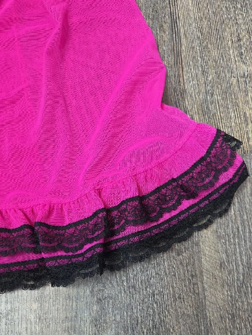 La SENZA Hot Pink Chemise with Black Lace Trim - Picture 6 of 8